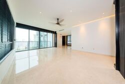 RiverGate (D9), Apartment #558993491